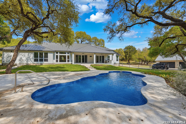 Image 41 of 50 For 259 Shepherds Crook