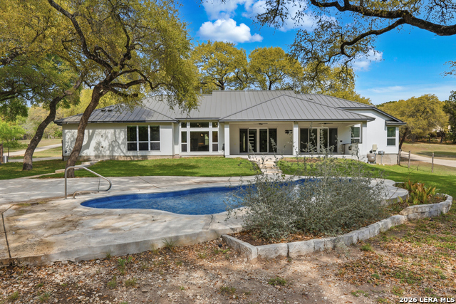 Image 43 of 50 For 259 Shepherds Crook