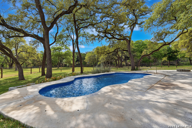 Image 44 of 50 For 259 Shepherds Crook