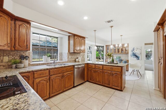 Image 11 of 36 For 12506 King Walnut