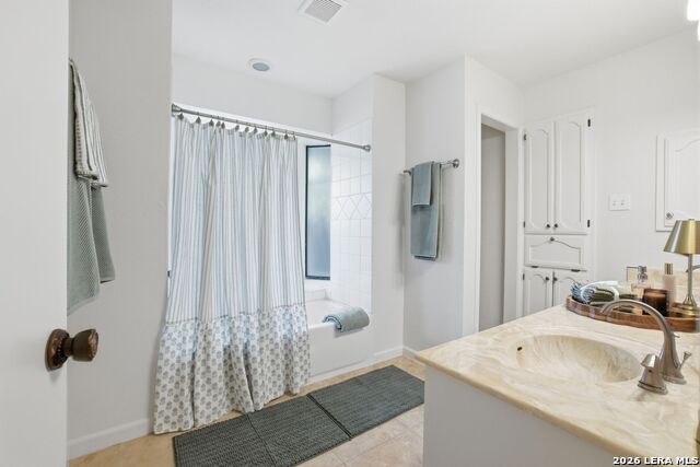 Image 24 of 36 For 12506 King Walnut