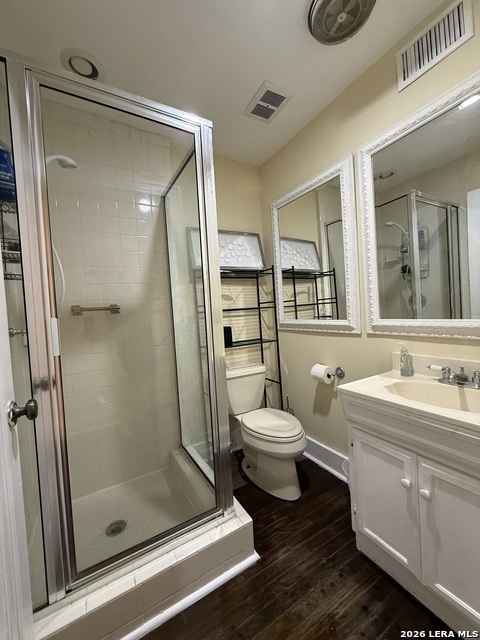 Image 26 of 26 For 402 Elsmere W