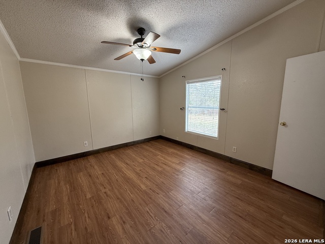 Image 14 of 29 For 22819 Grand Spg