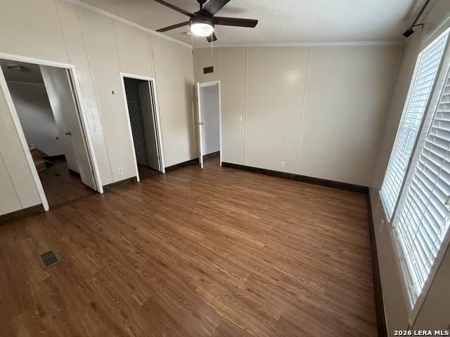 Image 15 of 29 For 22819 Grand Spg