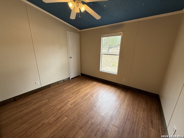 Image 16 of 29 For 22819 Grand Spg