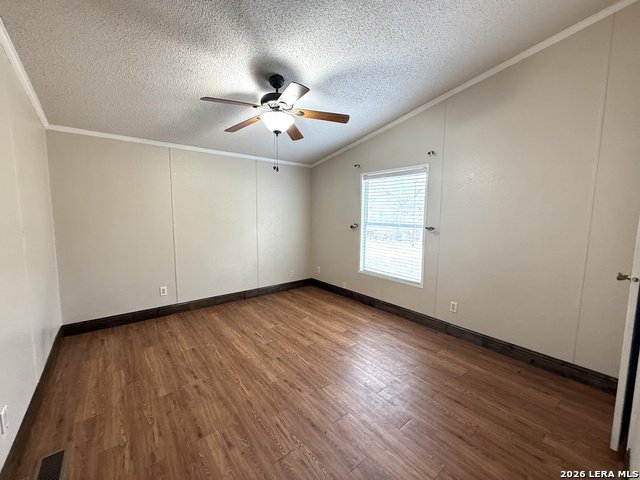 Image 24 of 29 For 22819 Grand Spg