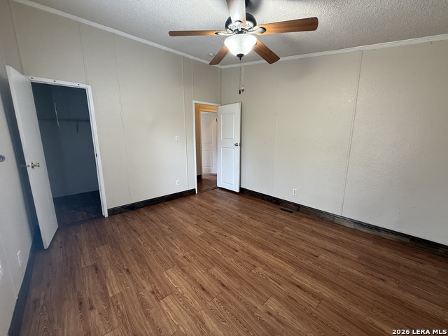 Image 26 of 29 For 22819 Grand Spg