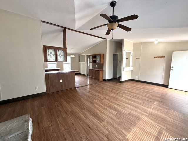 Image 6 of 29 For 22819 Grand Spg