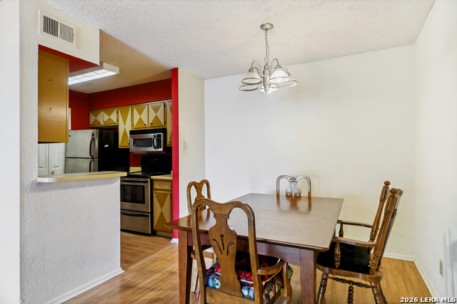 Image 6 of 17 For 1819 Babcock Rd  410-d