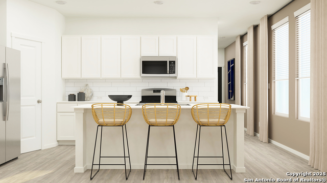 Image 11 of 31 For 214 Inyo St  