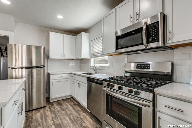 Image 10 of 25 For 124 Nelson Ave