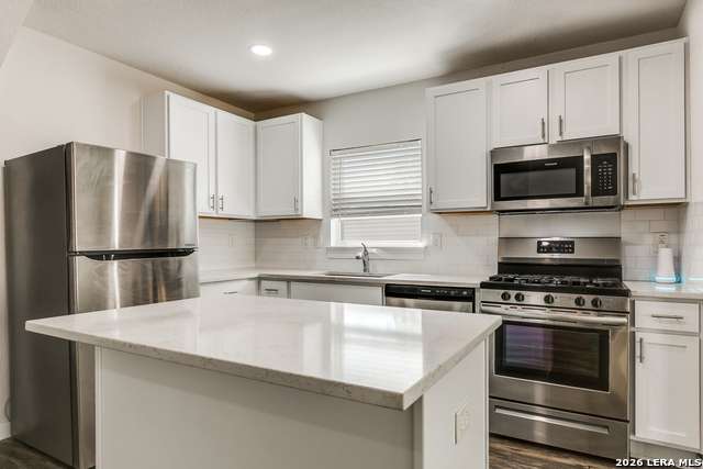 Image 11 of 25 For 124 Nelson Ave