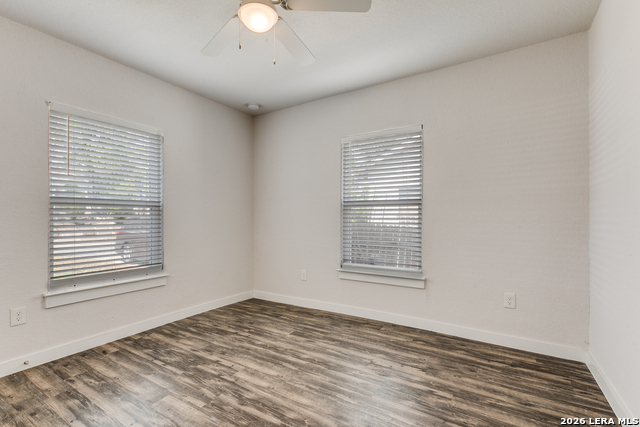 Image 14 of 25 For 124 Nelson Ave