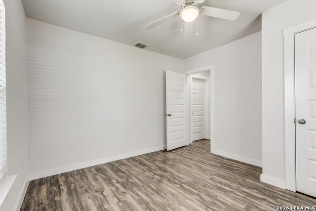 Image 16 of 25 For 124 Nelson Ave