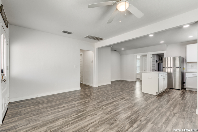 Image 6 of 25 For 124 Nelson Ave