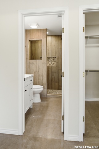 Image 13 of 16 For 1090 Kifuri Street