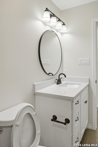 Image 8 of 16 For 1090 Kifuri Street