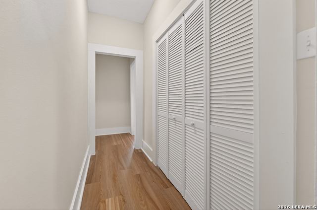 Image 25 of 52 For 806 Kayton Ave