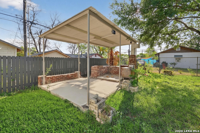 Image 40 of 52 For 806 Kayton Ave