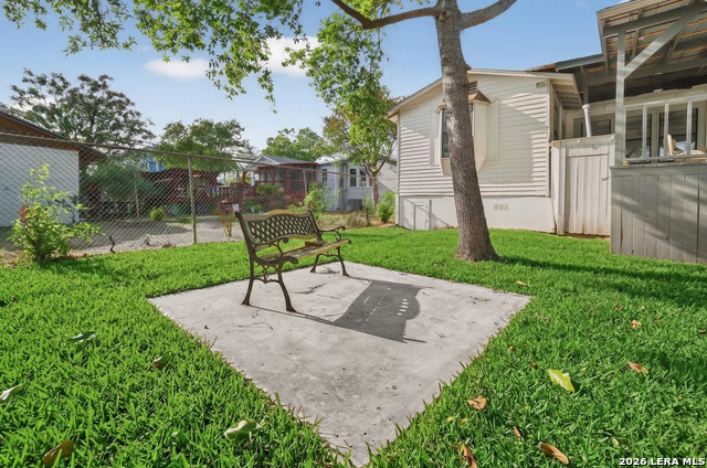 Image 42 of 52 For 806 Kayton Ave