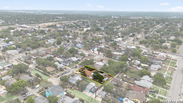 Image 48 of 52 For 806 Kayton Ave