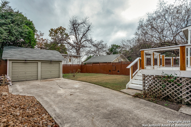 Image 22 of 25 For 124 Normandy