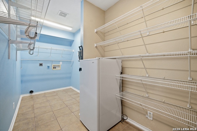 Image 19 of 37 For 418 Bright Chase