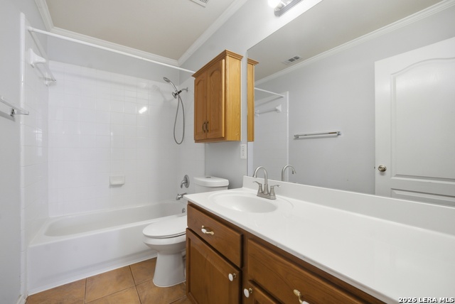 Image 24 of 37 For 418 Bright Chase