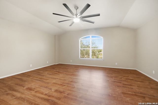 Image 28 of 37 For 418 Bright Chase