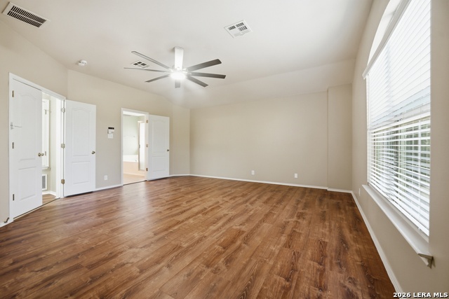 Image 29 of 37 For 418 Bright Chase