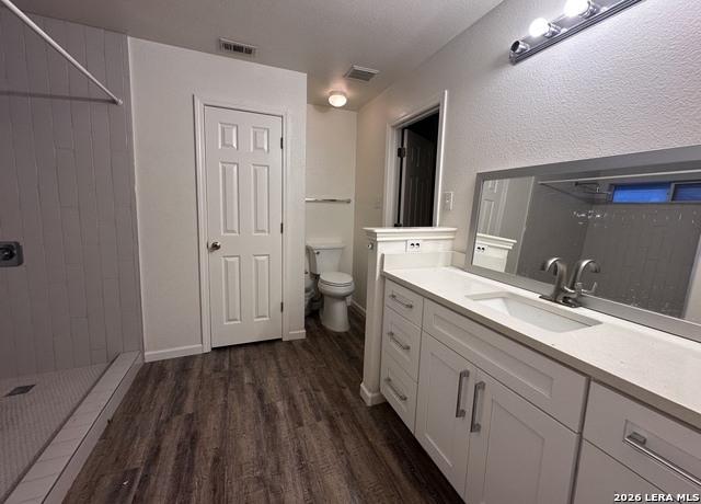 Image 14 of 28 For 9114 Granberry Pass