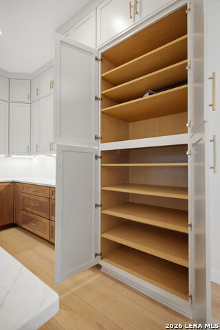 Image 18 of 50 For 118 Tiger Tail