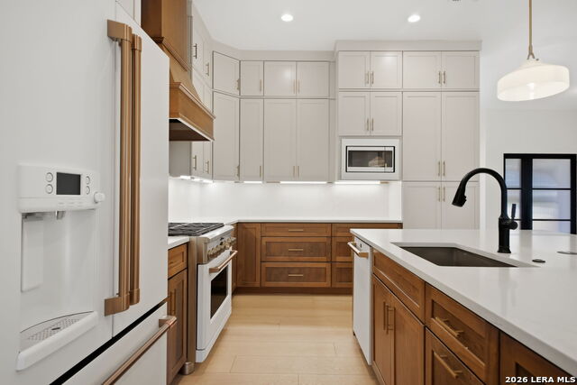 Image 20 of 50 For 118 Tiger Tail