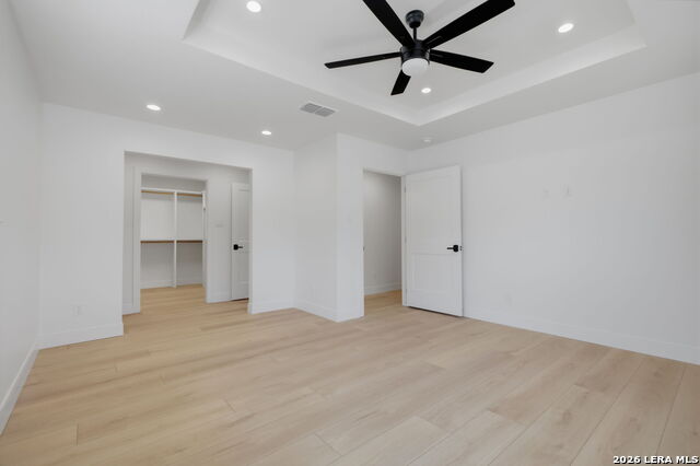 Image 41 of 50 For 118 Tiger Tail