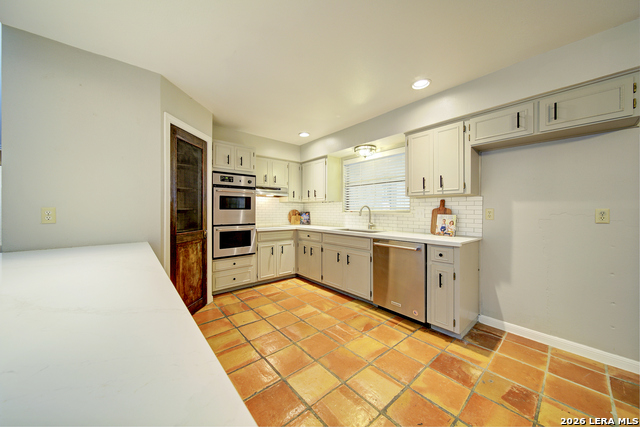 Image 19 of 35 For 815 Silver Spruce