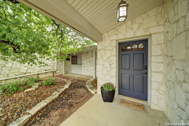 Image 4 of 35 For 815 Silver Spruce