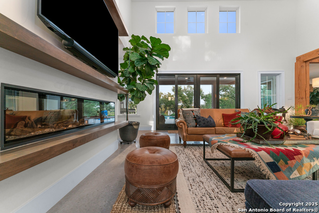 Listing photo id 11 for 1257 Adyson Ridge