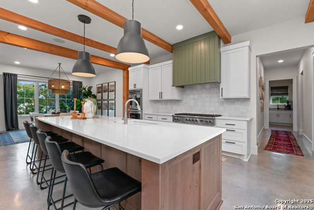Listing photo id 18 for 1257 Adyson Ridge