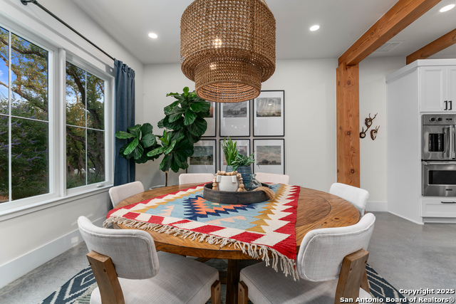 Listing photo id 20 for 1257 Adyson Ridge