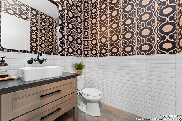Listing photo id 34 for 1257 Adyson Ridge