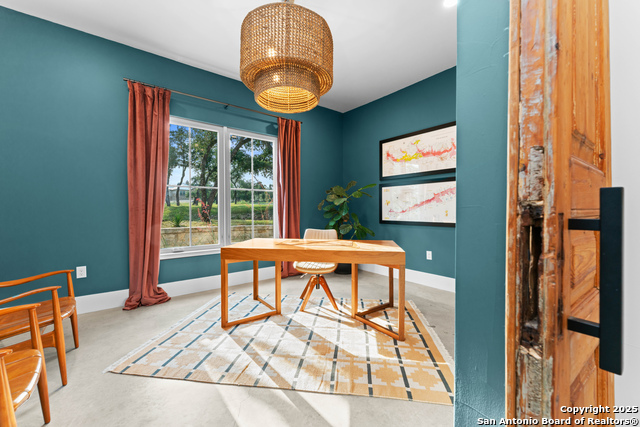 Listing photo id 45 for 1257 Adyson Ridge