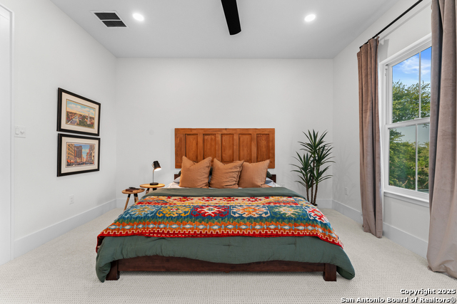 Listing photo id 48 for 1257 Adyson Ridge