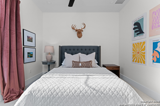 Listing photo id 52 for 1257 Adyson Ridge