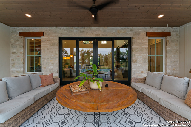 Listing photo id 63 for 1257 Adyson Ridge