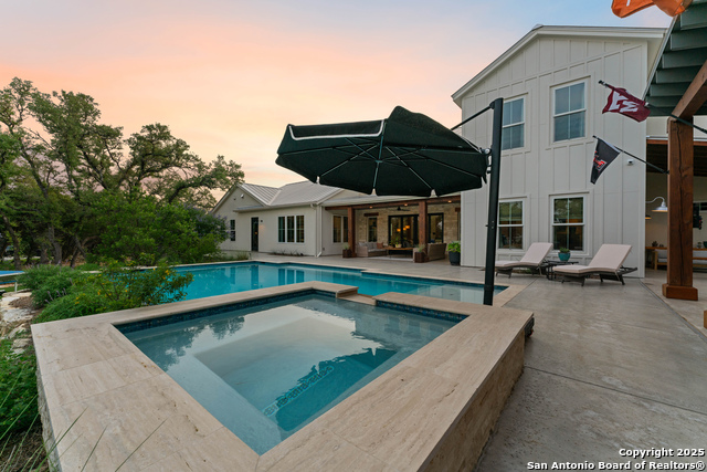 Listing photo id 71 for 1257 Adyson Ridge