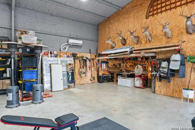 Listing photo id 80 for 1257 Adyson Ridge
