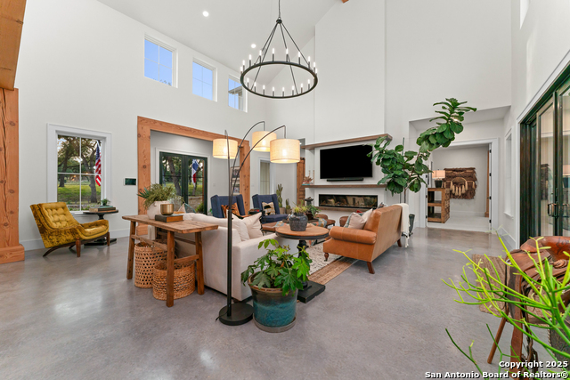 Listing photo id 7 for 1257 Adyson Ridge