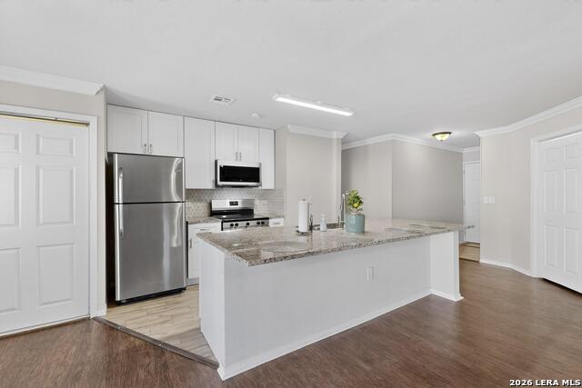 Image 13 of 37 For 7219 Spring Drops