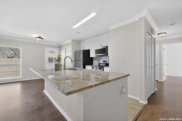 Image 16 of 37 For 7219 Spring Drops