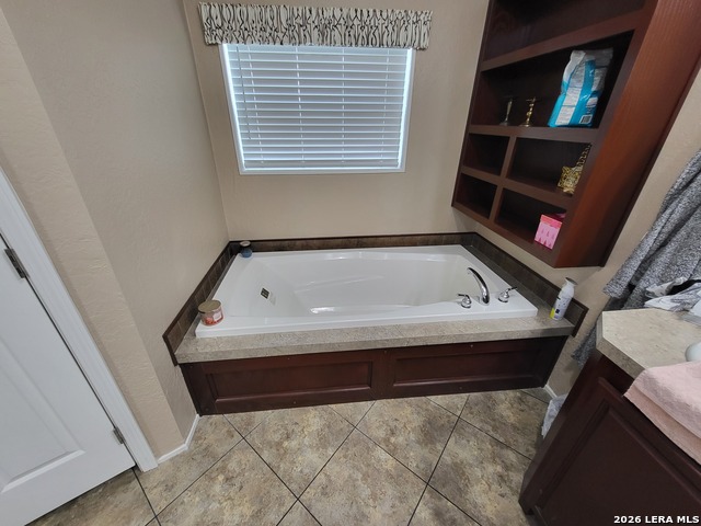 Listing photo id 25 for 25216 Campbellton Rd